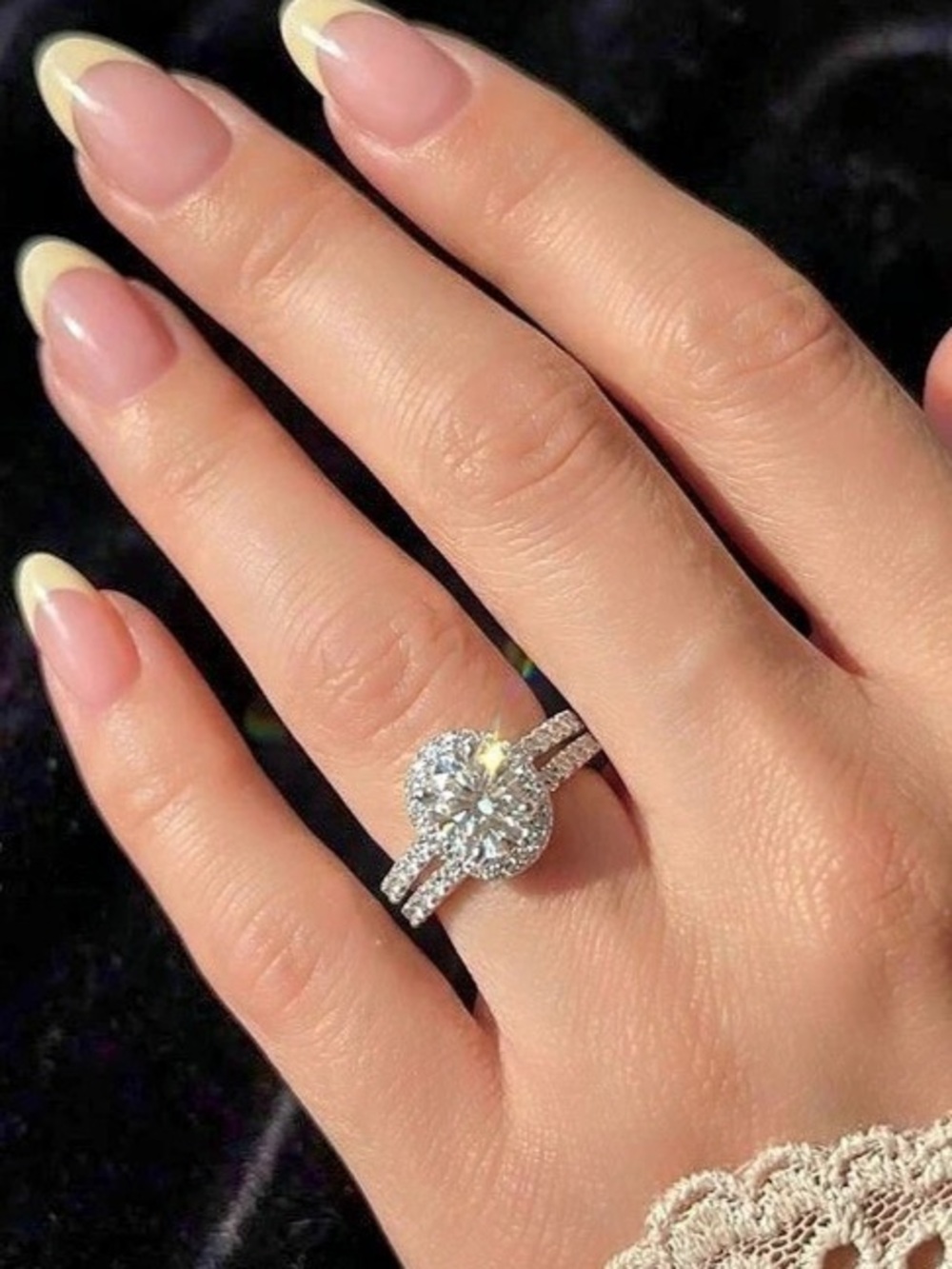 Oval Double Ring in Silver Like New